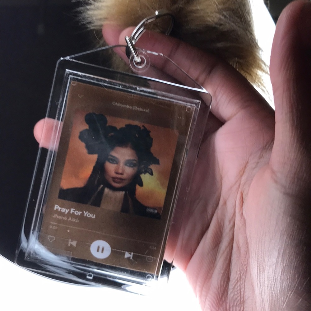 Custom Keychain Albums - Picture 2 of 2